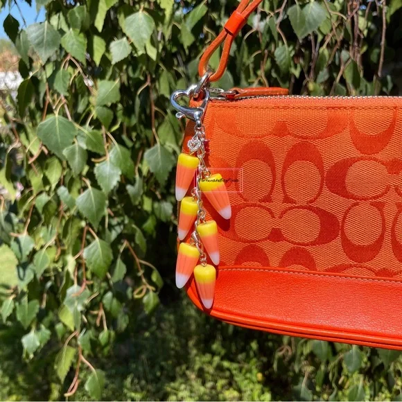 Candy Corn Cluster Halloween Bag Purse Charm Keychain SILVER - Picture 2 of 9